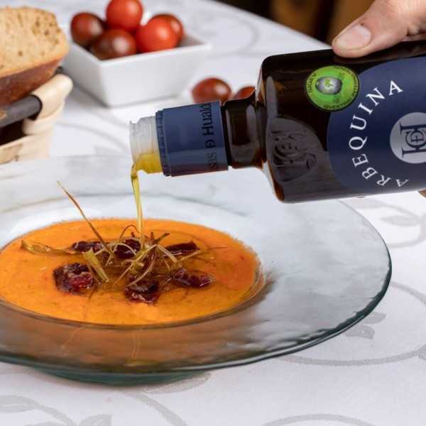 Monovarietal olive oils from Casas de Hualdo
