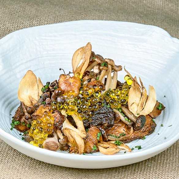 Caviaroli Olivenöl-kaviar mit weißen Trüffe