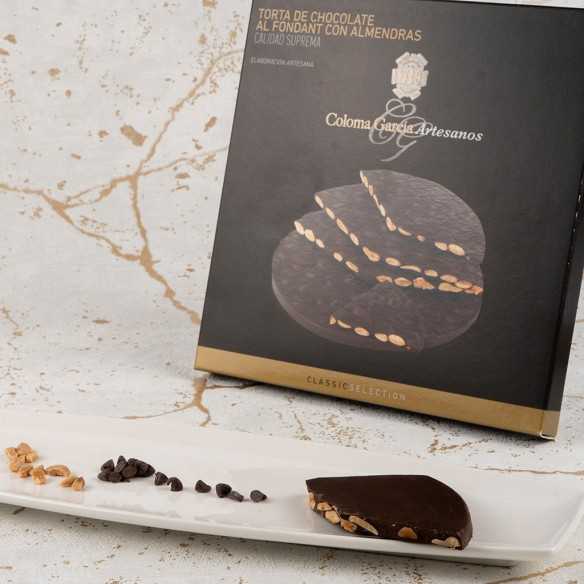 Chocolate fondant cake with almonds - Coloma García - 200 g