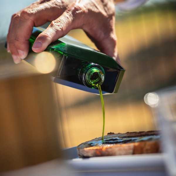 Olive Oil Verde Esmeralda Green Emerald Picual 500 ml - Olive oil - Verde Esmeralda
