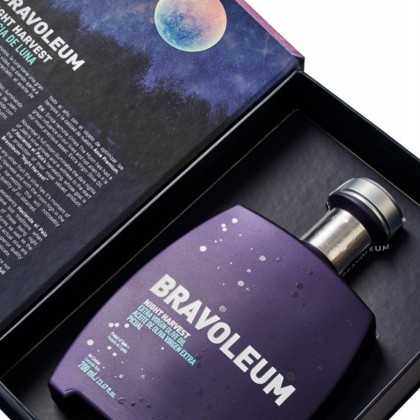 Estuche de regalo de aceite de Oliva Bravoleum Night Harvest Picual 700 ml - Olive oil - Bravoleum 2
